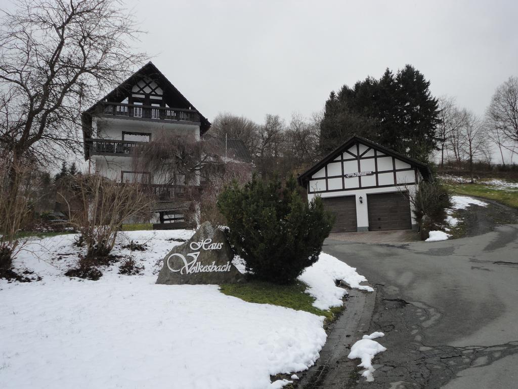 Haus Volkesbach Hotel Liesen Exterior photo